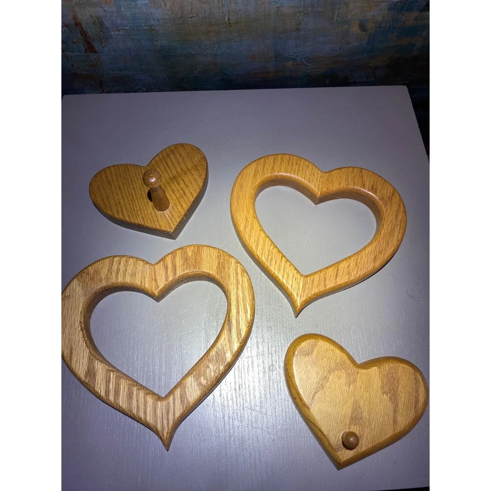 Vintage Wood Heart Wall Hooks Set of 2 Rustic Farmhouse Peg‎ Hangers Honey Oak